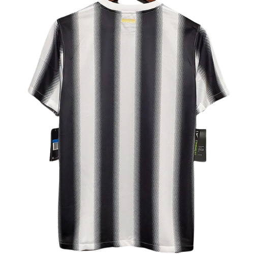 Retro Juventus Home Shirt 2011/12