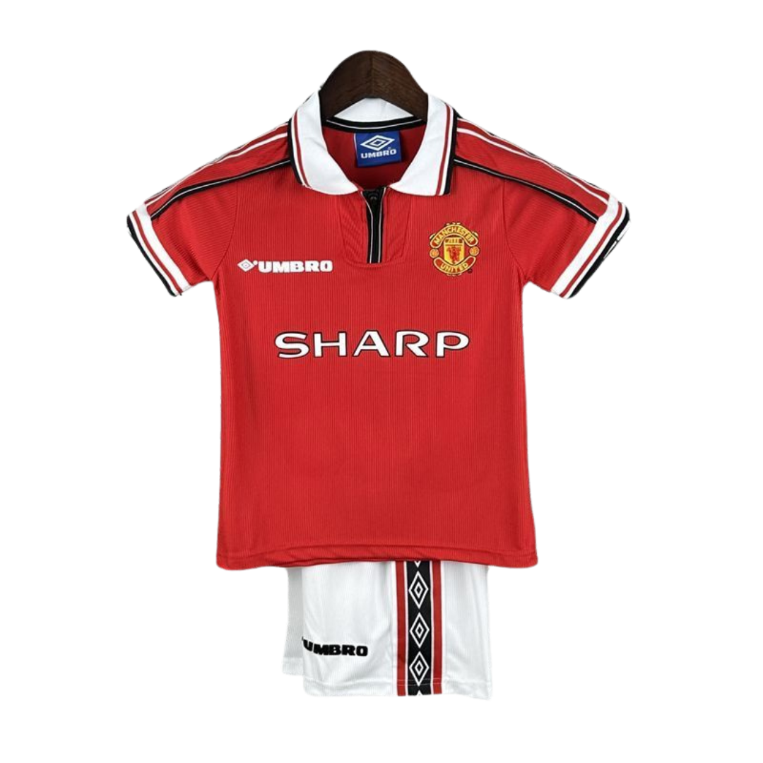 Manchester United Retro Kids' Kit
