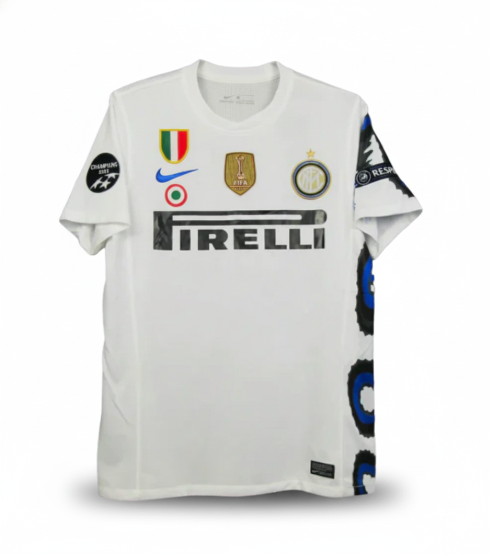 Retro Inter Away Shirt 2010/11 (Patches Included)