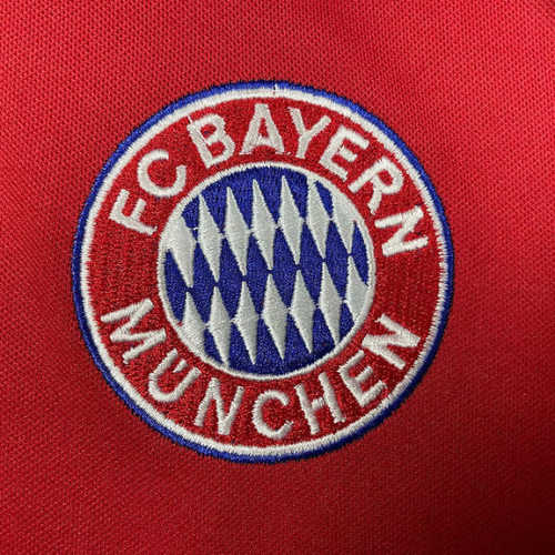 Retro Bayern Munich Home Shirt 2001/02
