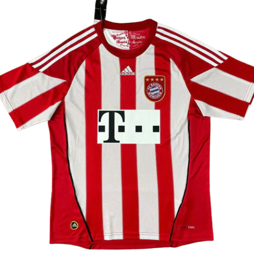 Retro Bayern Monaco Home Shirt 2010/11