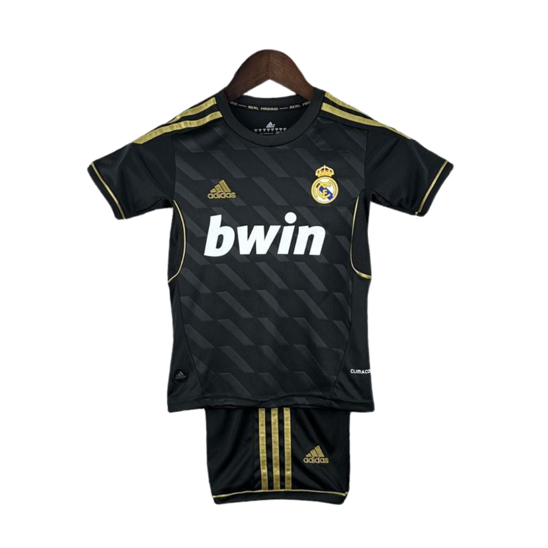 Real Madrid Retro Kids' Kit