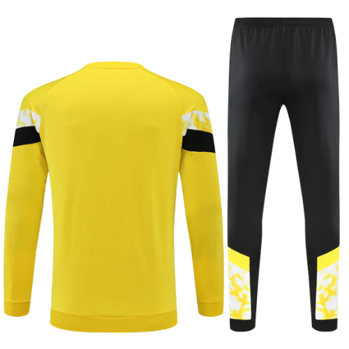 KIT YELLOW JACKET + BORUSSIA DORTMUND TRACKSUIT 2022/23