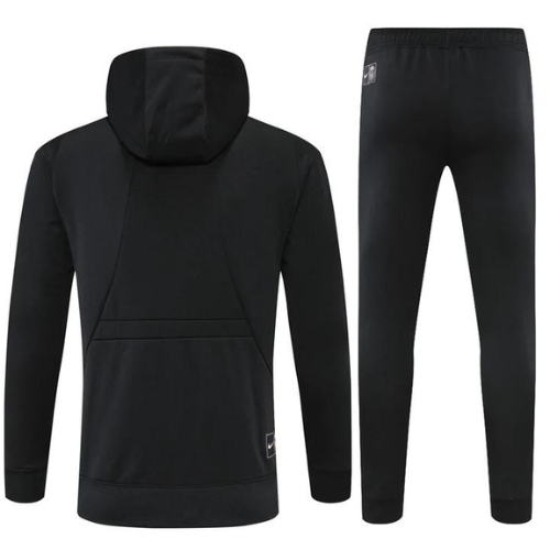 KIT TOTAL BLACK JACKET + PSG TRACKSUIT 2022/23