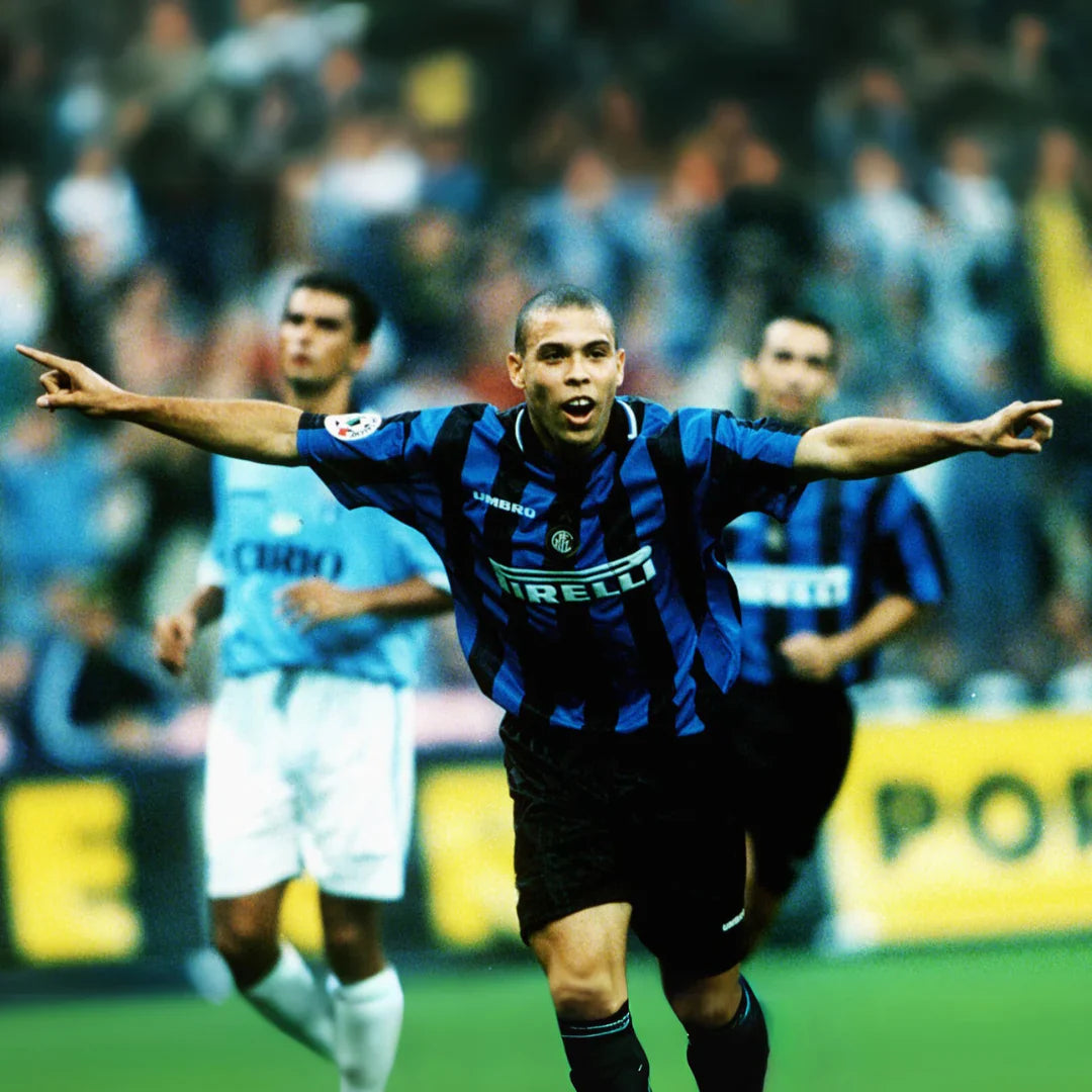 INTER HISTORIC SHIRT 1997/1998 +RONALDO 10